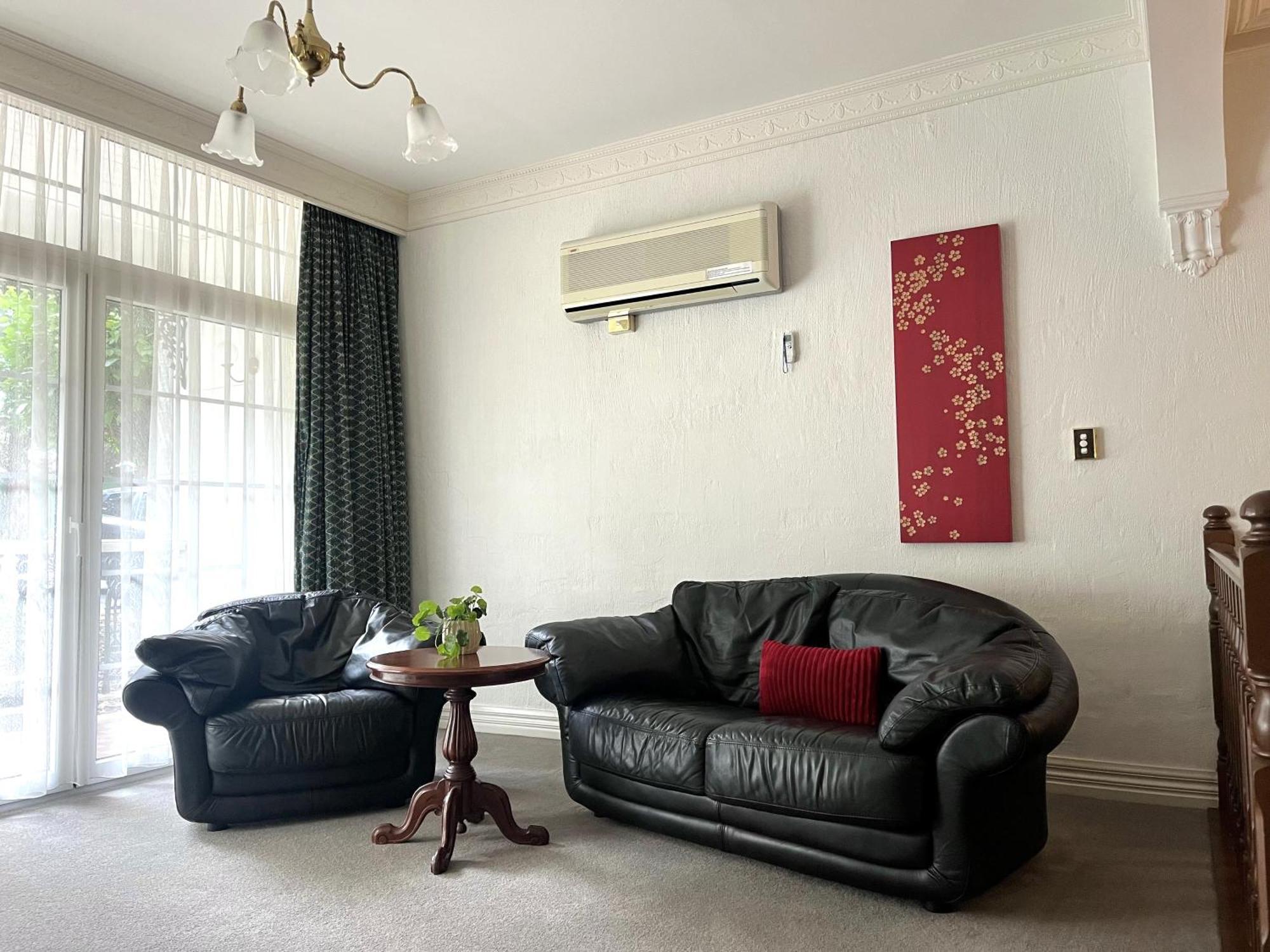 Victoria House Motor Inn Croydon Buitenkant foto